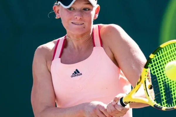 Ashlyn Krueger vs. Caty McNally: Analyzing the Favoritism in Charleston Showdown