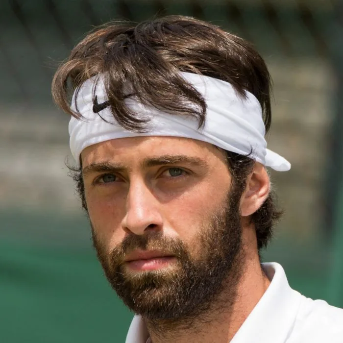 Nikoloz Basilashvili vs Cristian Garin: Analyzing the Over 8.5 Game Total