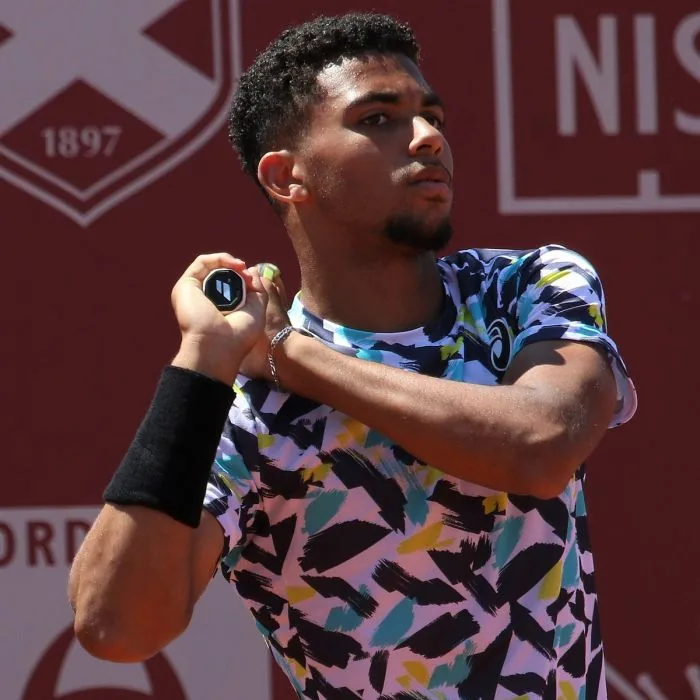 Arthur Fils Favored Over Brandon Nakashima in ATP Barcelona Clash