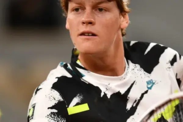 Jannik Sinner Set to Dominate Arthur Fils on Madrid Clay