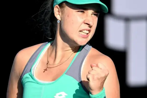 Blinkova vs Alexandrova: Expect a High-Scoring Clash on Hard Court